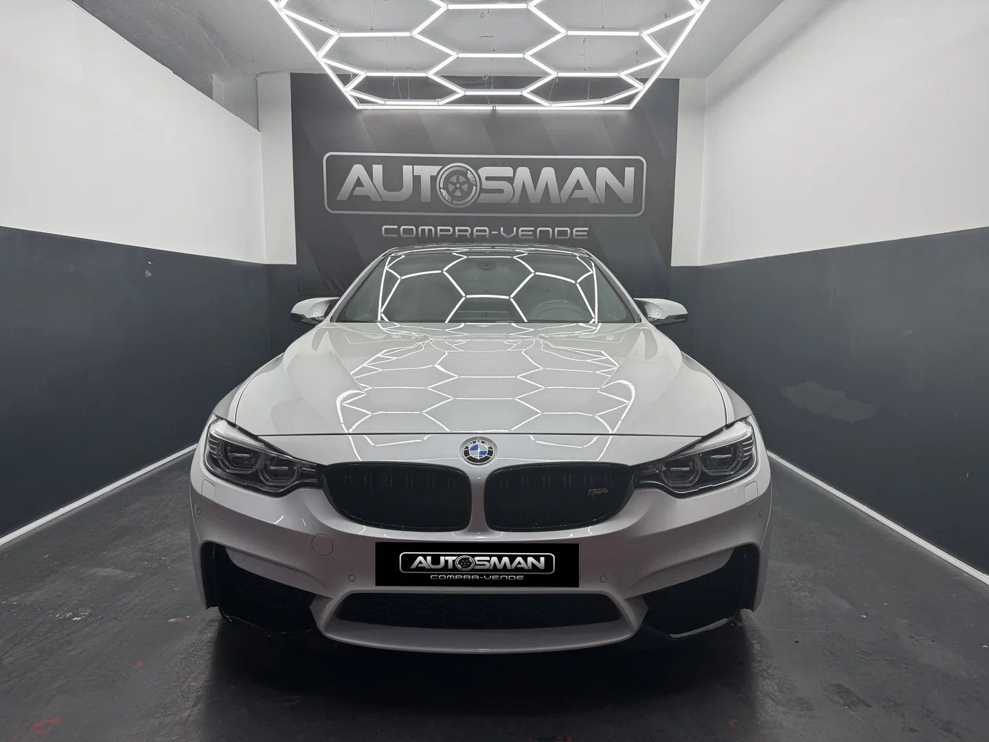 BMW Serie 4 M4 2016 Gasolina Blanco - Interior